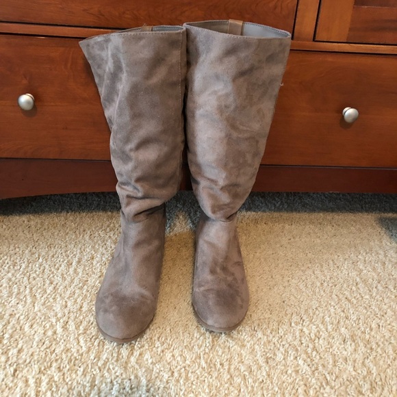 Target Shoes - Target tan slouchy boots sz 8.5 VGUC